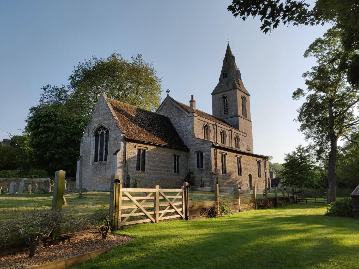 River Nene Cottages Water Newton المظهر الخارجي الصورة